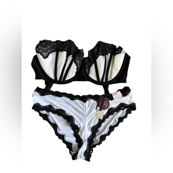 Cacique Intimates & Sleepwear Nwt Cacique Bra And Panty Set Size